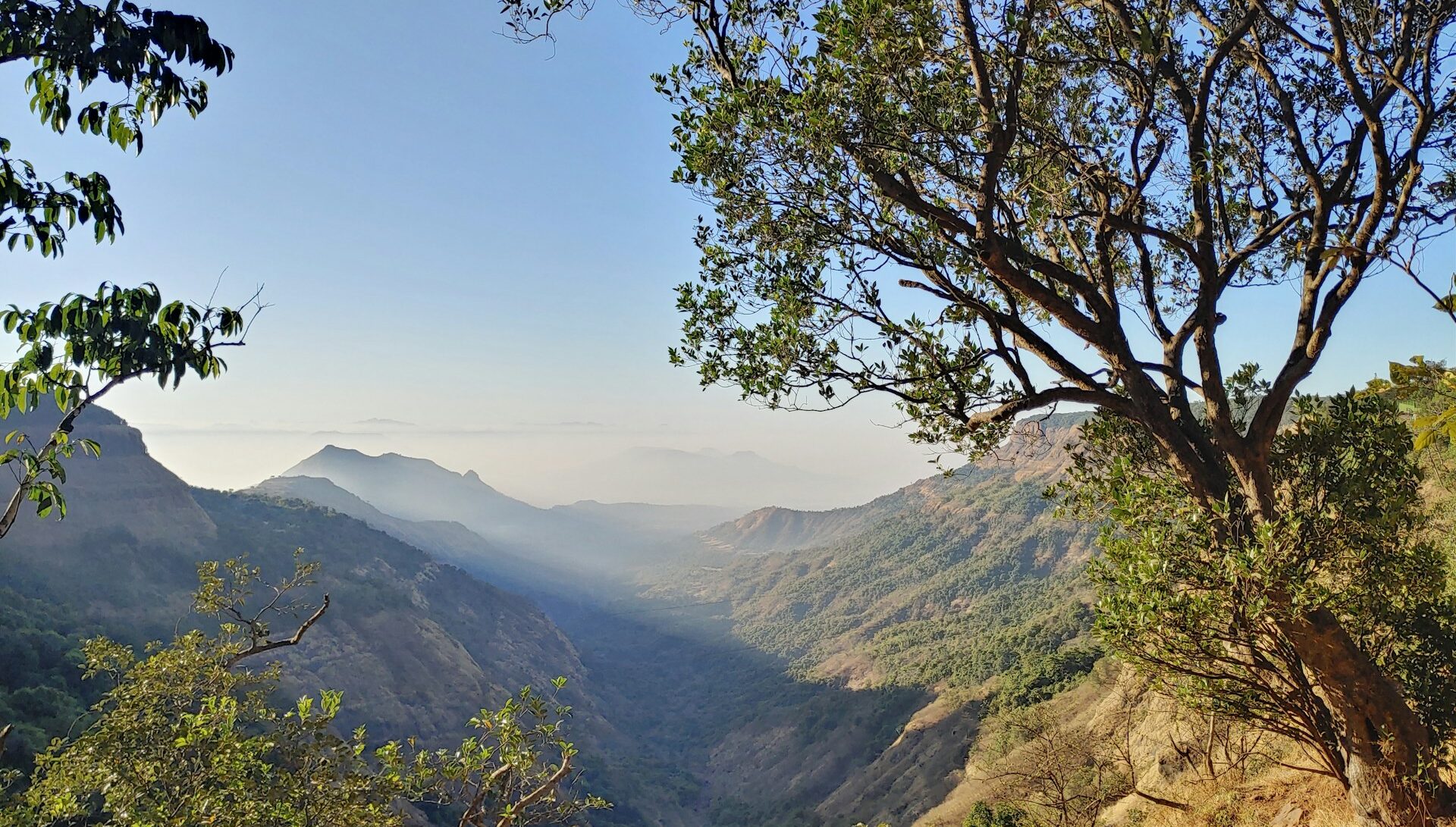 माथेरान हिल स्टेशन कहां है